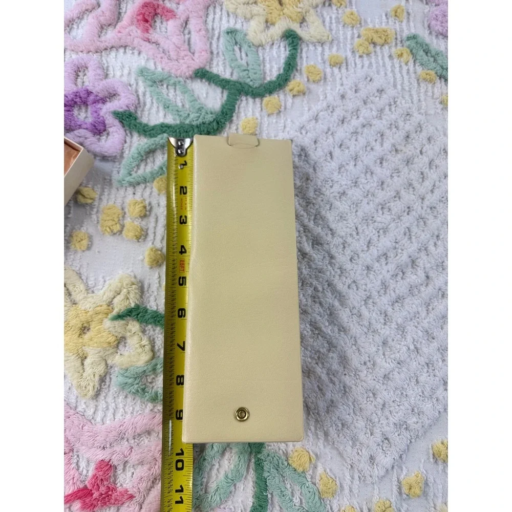 Prince Gardner Princess Genuine Cowhide Wallet For Men Cream Color‎ Original Box